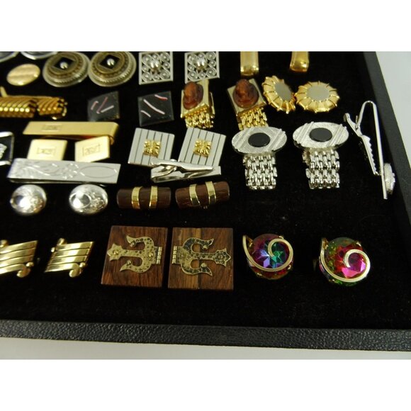 Huge Lot of Cufflinks 35 Pairs Vintage and Designer Cuff Links w Tray - Picture 6 of 8